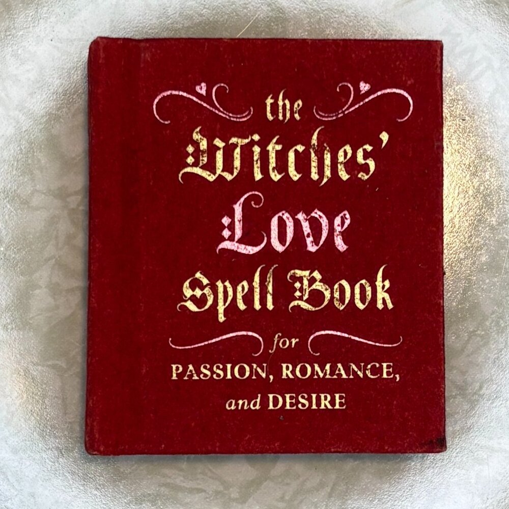 "The Witches' Love Spell Book" Miniature Novelty Book